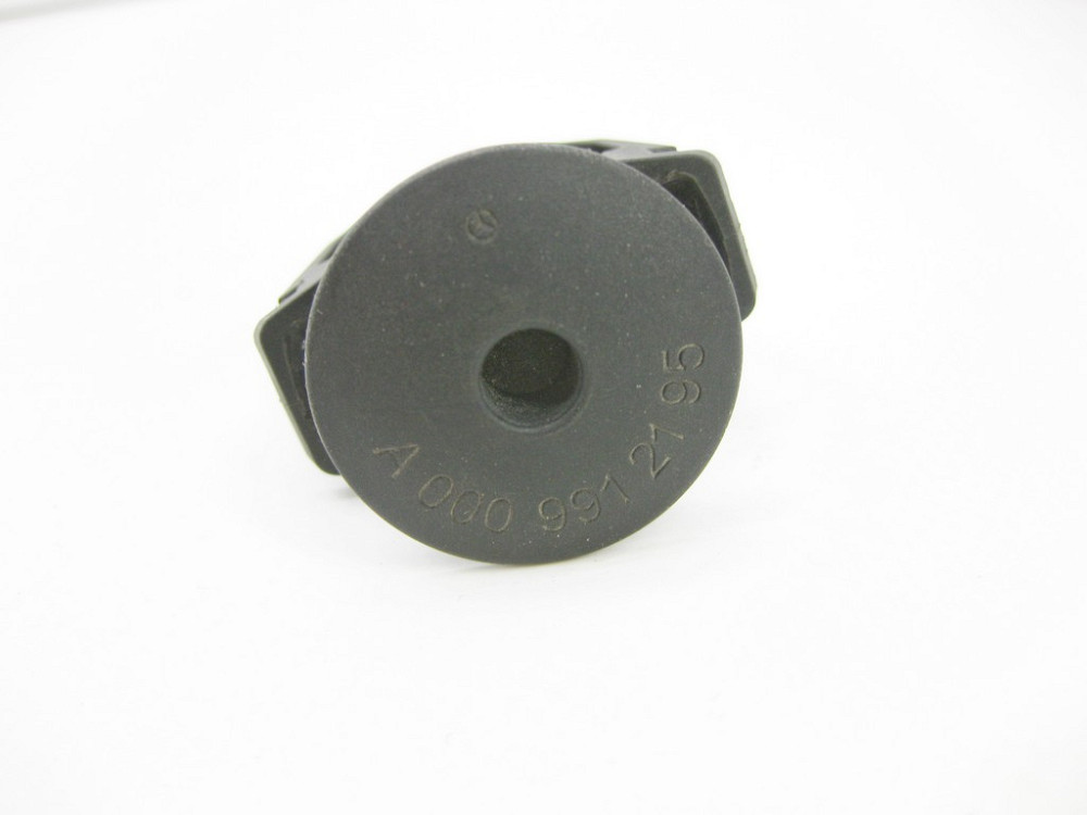 Mercedes-Benz  A0009912195 Кліпса кріплення радіатора SLK/SLC R172 CLA Shooting Brake X117 CLA C117 GLA X156 GLE W167 GLE Coupe C167 A-class W176 S-cl Одеса - фото 12