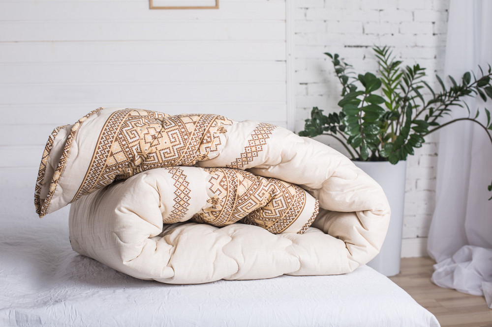 Ecotton Ковдра Novita двоспальна 172х205 см шерстяна стьогана бязь бежевий Орнамент 40-0916 bro Коломия - фото 1