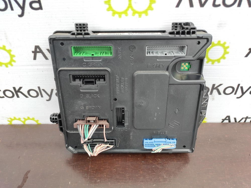 Блок комфорта Renault Megane III 2013-2016 (284B17715R) Ковель - фото 1