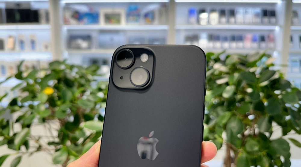 NEW Смартфон Apple iPhone 15/512Gb Black Київ - фото 2