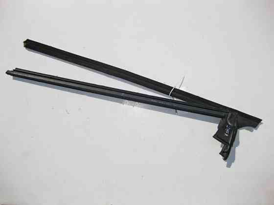 Mercedes-Benz  A2197200224 Ущільнювальна планка скла передніх правих дверей CLS C219 Одесса