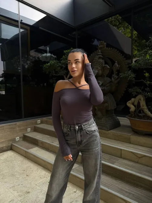 Жіночий лонгслів з відкритими плечима Одеса - фото 6