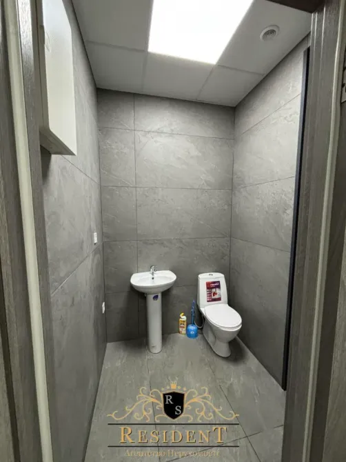 Приміщення на червоній лінії з орендарями прямо біля Каліновського рин Дніпро - фото 12