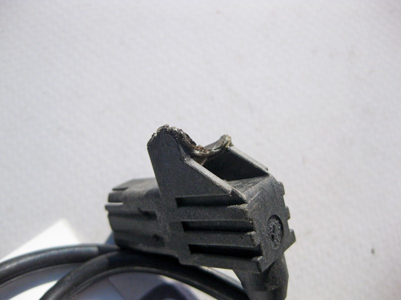 Mercedes-Benz  A2115409508 Електропровід на передній правий датчик зносу гальмівних колодок, обламана вуха кріплення до супорту E-Class W211 CLS C219 Одесса - изображение 3