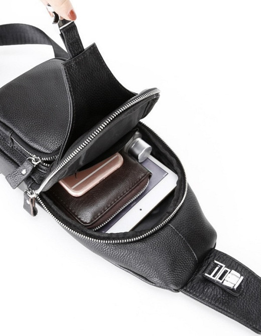 Чоловіча шкіряна сумка-слінг чорного кольору TIDING BAG Київ - фото 6