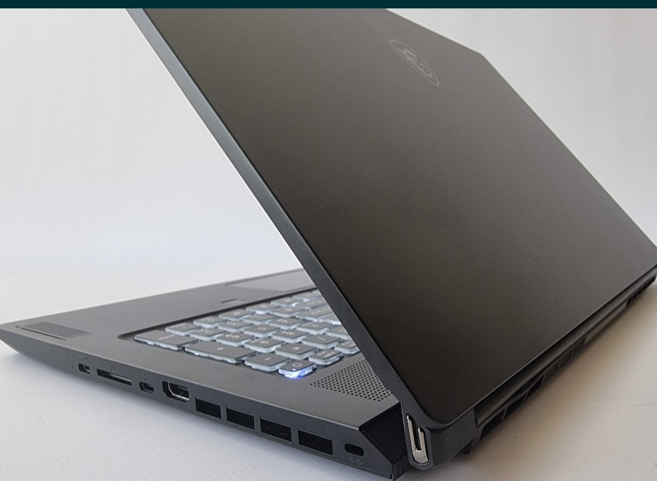 MSI Greator 17 i7 11800H/RTX3080 16Gb/RAM16GB/ SSD1TB/UHD4k Ноутбук Киев - изображение 7