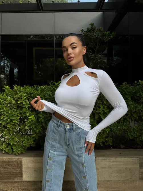 Стильный женский лонг с трендовыми вырезами спереди Одесса - изображение 9