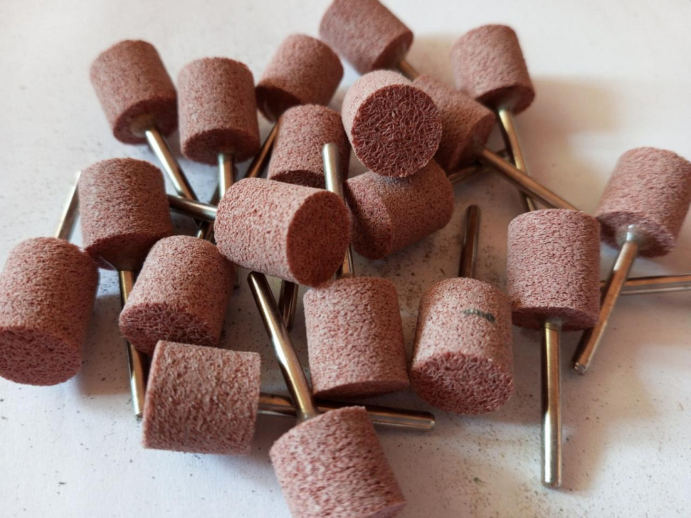 Сприяний абразив на гравер 15*15*3 мм (P100) Полтава - фото 1