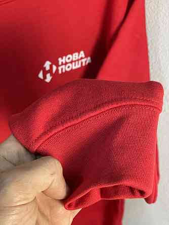 Свитшот тёплый с логотипом «Нова пошта» для сотрудников Черновцы
