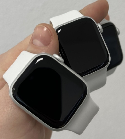 Смарт-Часи Apple Watch 8 41 mm Silver/Starlight Київ - фото 3