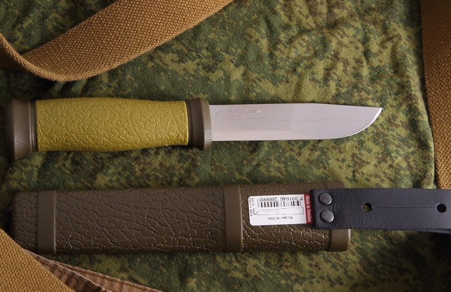 Туристический Нож усиленный с кобурой Morakniv 