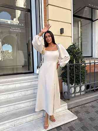 Женское праздничное сдержанное макси платье с разрезом костюмка Бежевый, 50/52 Одесса