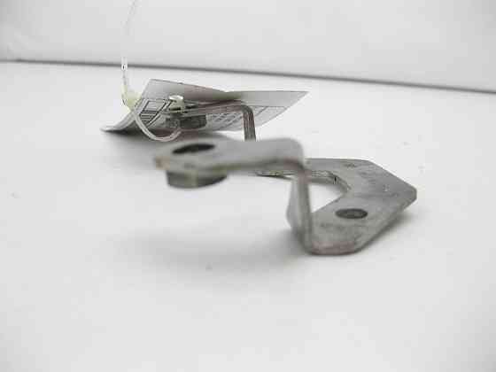 Mercedes-Benz  A6420180140 Кронштейн датчика рівня масла в піддоні для двигуна OM642 V6 3.0 cdi ML W164 GL X164 R-Class W251 Одесса