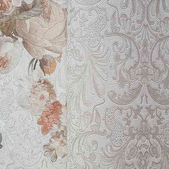 Шпалери метрові вінілові на флізелін Yuanlong Samsara метрові вензелі завитки структурні сірі сріблясті Київ