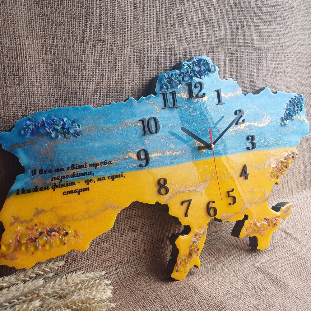 Часы настенные 80*55 из эпоксидной смолы ручной работы 