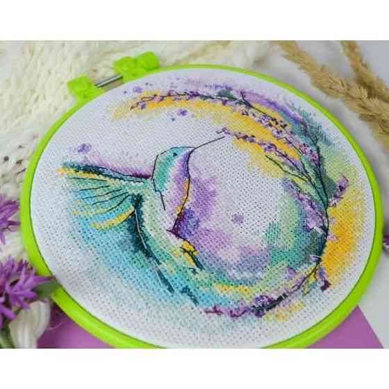 Набір для вишивання хрестиком "Кольоровий вихор" AHM-073 з п'яльцем Вінниця