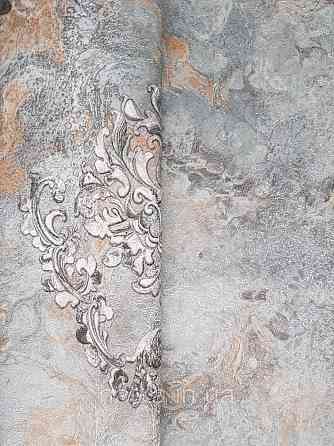 Шпалери вініл на флізеліні гарячого тиснення DU&KA Voyage 1.06х10 вензель основа під штукатурку сірі коричневі Київ