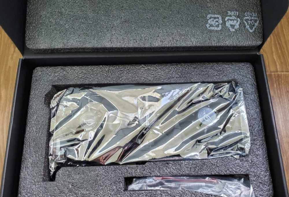 Видеокарта ASUS Nvidia ROG Strix GeForce GTX 1080 Ti 11Gb. Киев - изображение 5