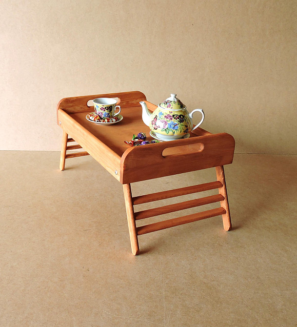 Столик-поднос для завтрака 