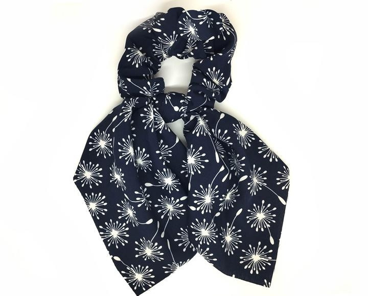 Резинка платок Твилли черная с рисунком Киев - изображение 1