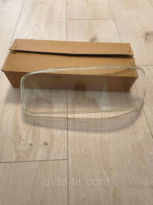 Стекло основной фары Мерседес Атего правое Стекло фары Mercedes Atego правое 0008264510 Луцк - изображение 1
