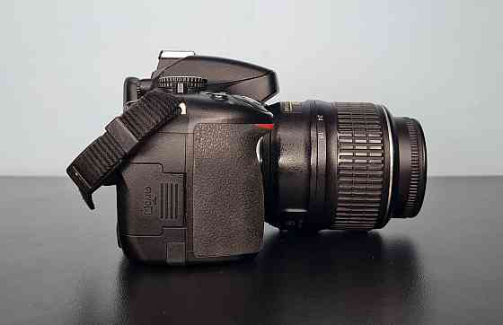 Дзеркальний фотоапарат Nikon D5100 + kit об'єктив 18-55 мм Клевань