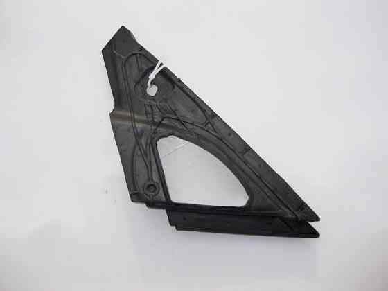 Mercedes-Benz  A2058111600 Ущільнення трикутника правого дзеркала C-Class W205 Одеса