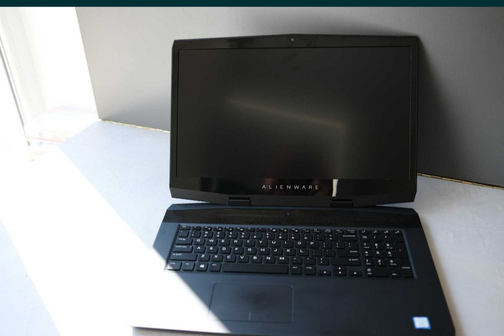 Ноутбук Dell Alienware M17Epic Silver i7-8750H 16ram 512SSD RTX 2070 Max -Q Киев - изображение 6