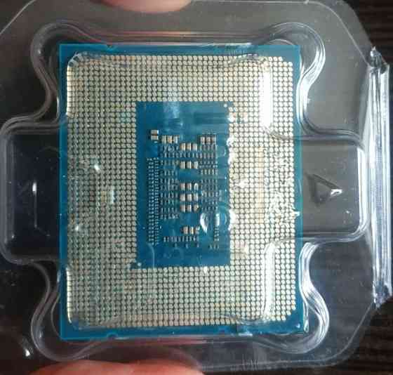Intel Core i3 12100F Киев