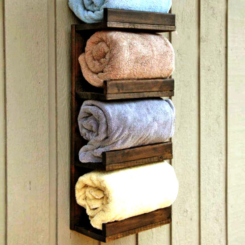 Полка для ванной 