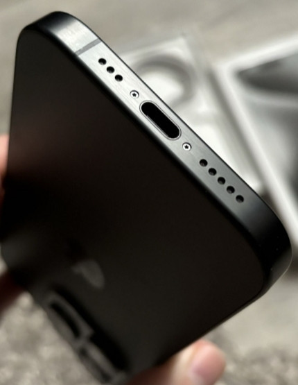 Айфон iPhone 15 Pro 1TB Black Titanium. Київ - фото 3