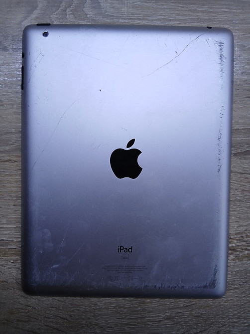 Б/У Планшет Apple iPad 2 A1395 16GB, 9.7