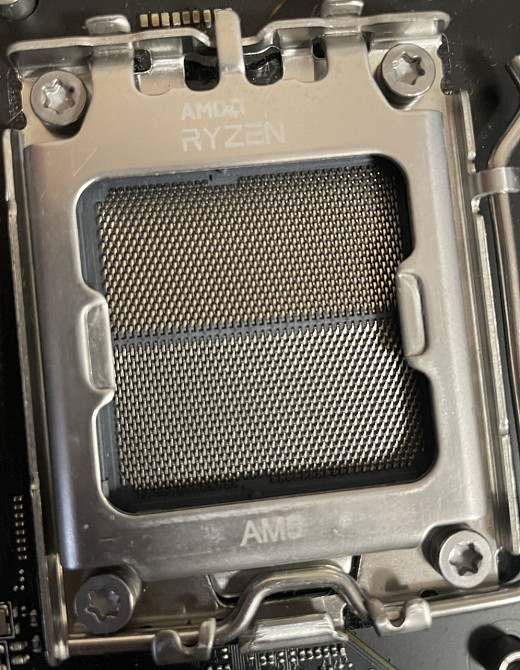 Материнская плата B650 Msi gaming plus wifi Am5. Киев - изображение 5