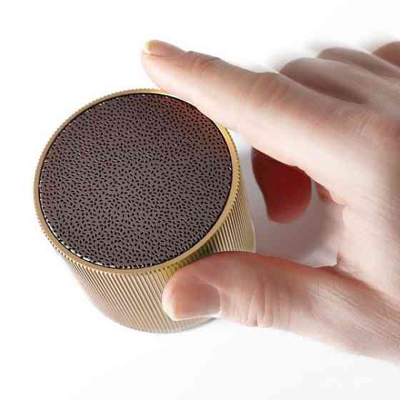 Портативний динамік Lexon Fine Speaker світле золото Рівне