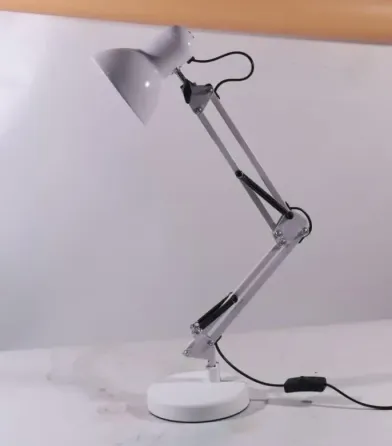Настольная лампа для мастера маникюра на подставке MT-101 мощностью 60 Вт. Киев