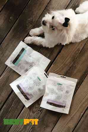 Nature's Protection Superior Care White Dogs Daily Oral Care Беззернові ласощі для дорослих собак із білим забарвленням з протеїном комах, 150 г Київ
