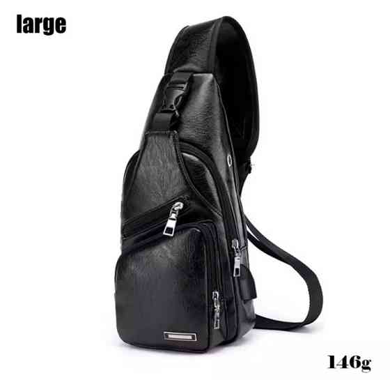 Сумка через плечо черная с USB розьемом и кабелем, размер 34*16*10см, 4 кармана, мужская сумка, женская сумка Киев