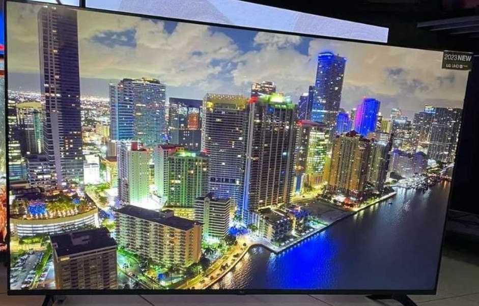 Телевизор Безрамный: 65