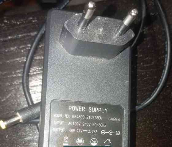 Проєктор Everycom T3a з Wi-Fi, Bluetooth + штатив у подарунок. Київ