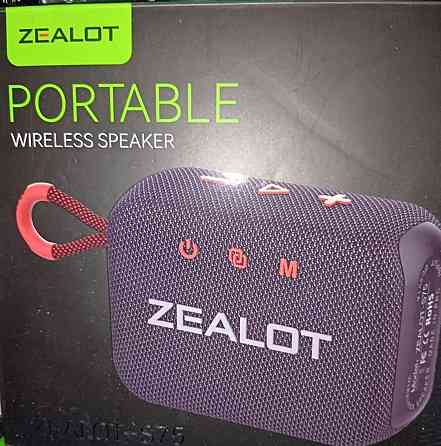 Zealot s75 маленькая хорошая колонка с ремешком и хорошей батареей. Харьков