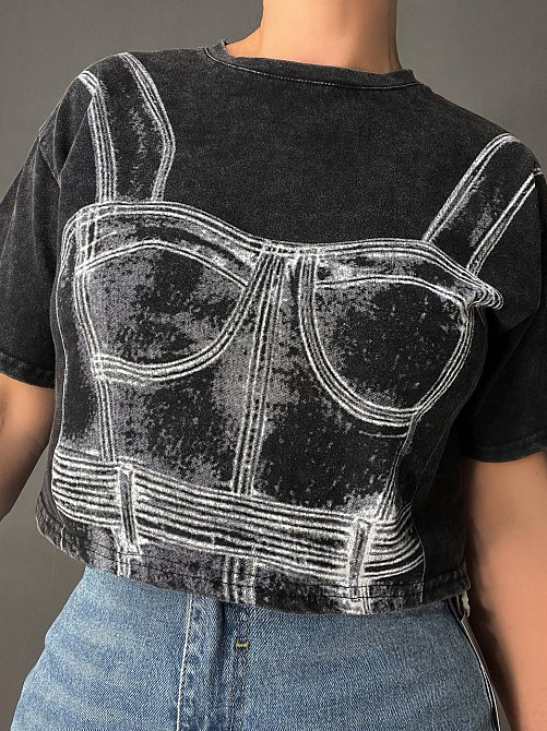 Футболка жіноча A-N 2732 варена коротка широка малюнок корсет бра, чорний, one size Київ - фото 10