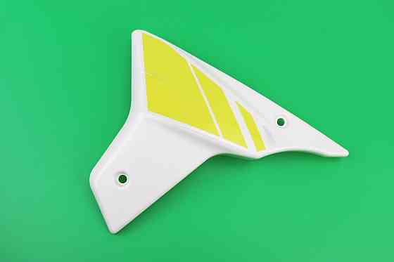 Pantera 200 S/N пластик - передній нижній правий, БІЛИЙ з наклейкою Киев