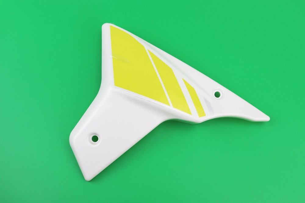 Pantera 200 S/N пластик - передній нижній правий, БІЛИЙ з наклейкою Київ - фото 1