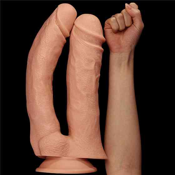 Двойной фаллоимитатор - King-Sized Realistic Mega Double Dildo 12