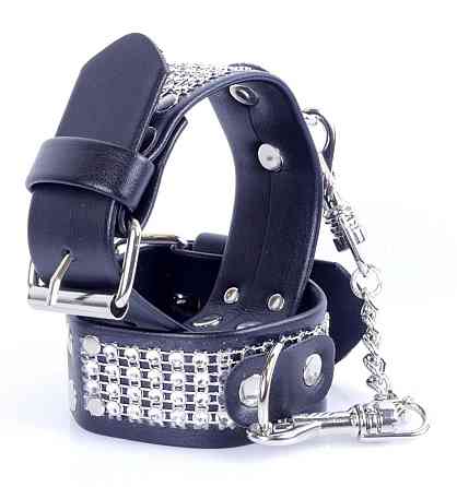 Наручники зі штучної шкіри з кристалами Fetish Boss Series - Handcuffs with cristals Silver, BS3300094 Sex Aura Київ
