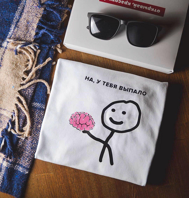 Жіноча футболка з написом. на, у тебе випало. 100% Cotton! Чернівці - фото 1