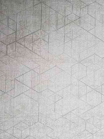 Шпалери флізелінові Decoprint Essentials EE22553 геометричні фігури, трикутники смуги ромби сірі бежеві Київ