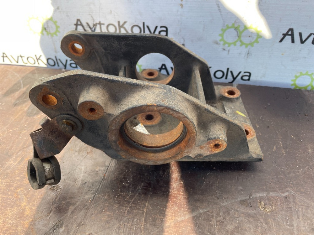 Кронштейн промвала правий Renault Master 2.2 dci / 2.5 dci 1998-2010 (8200684227) Ковель - фото 5