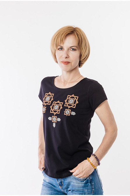 Вишиванка жіноча, чорна Юра  48 Київ - фото 1