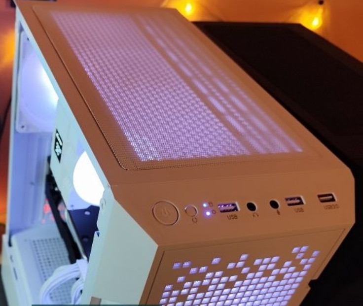 Компьютер Игровой ПК Белый , R5 5600 RX5700XT, 32Gb. 3200 , 512Gb. NVME. Киев - изображение 1